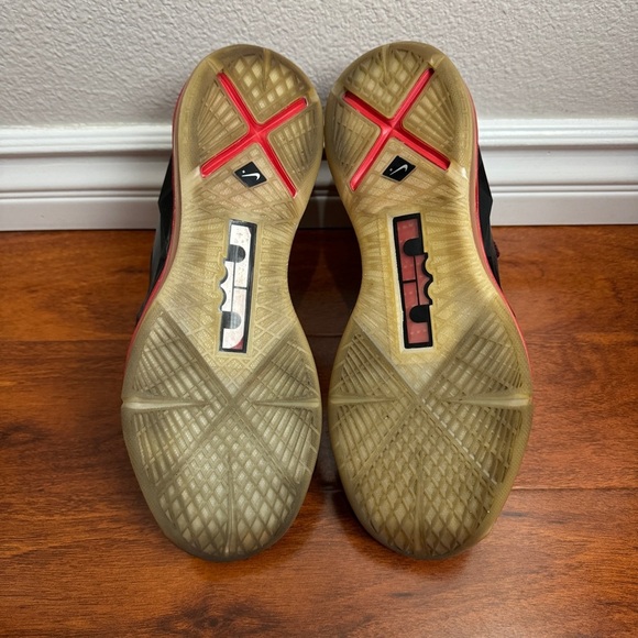 LeBron 10+ Sport Pack Pressure Size 11 - Picture 10 of 11